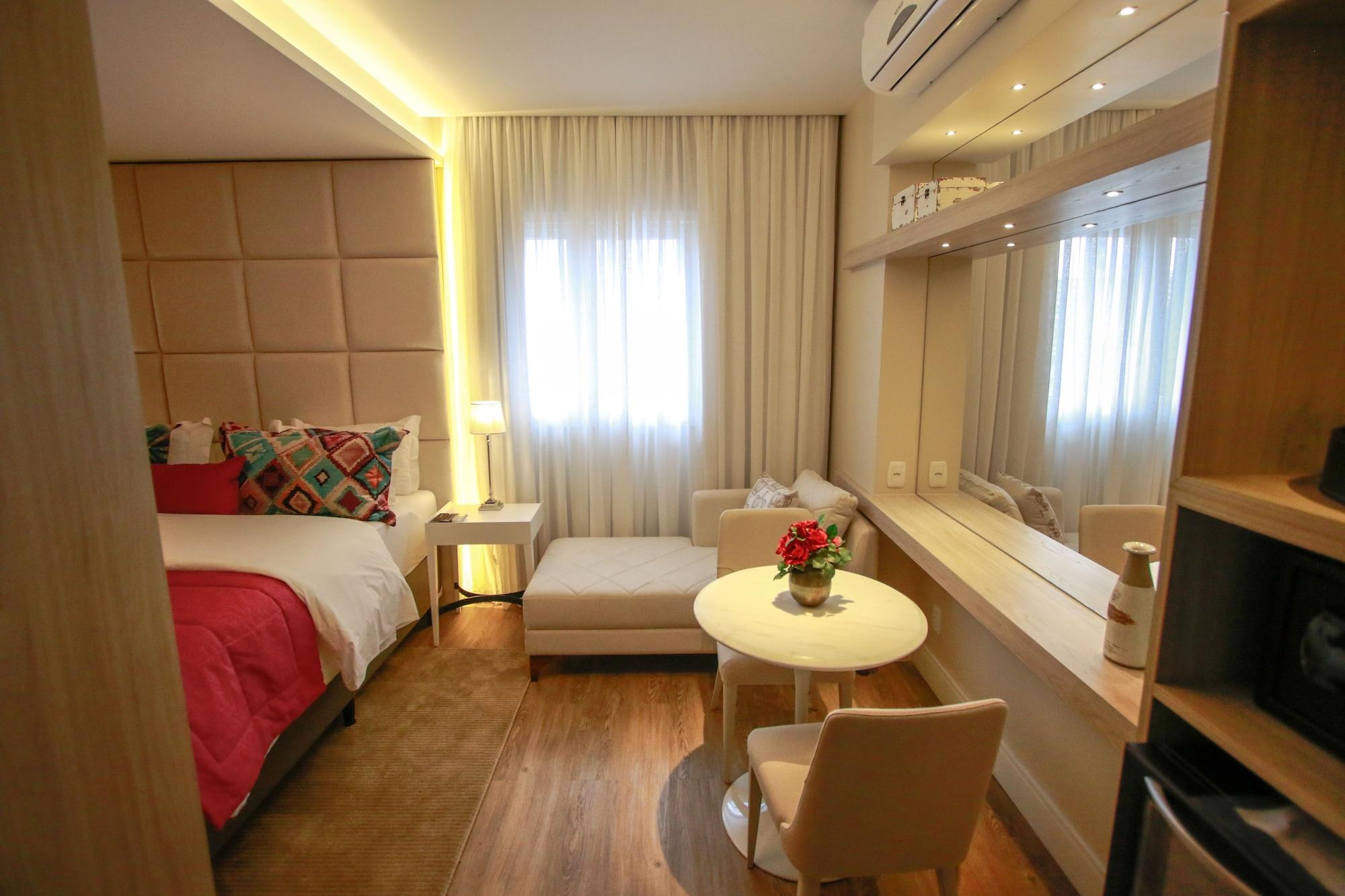 Hotel Cercano 4*
