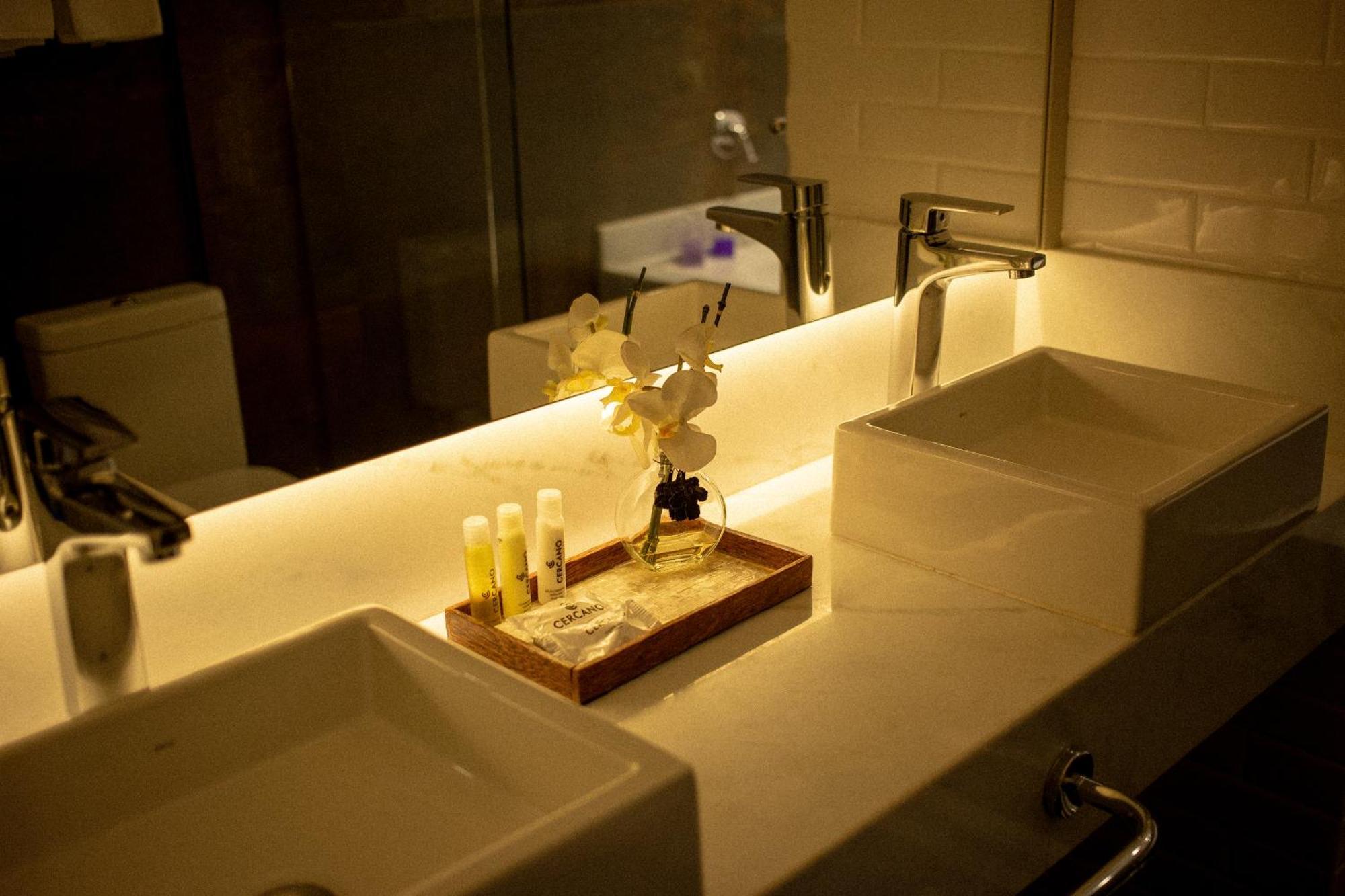 Cercano Hotel 4*